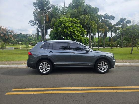 VOLKSWAGEN TIGUAN 1.4 250 TSI TOTAL FLEX ALLSPACE COMFORTLINE TIPTRONIC